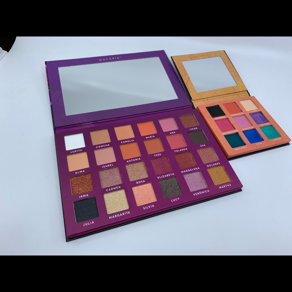 Eyeshadow palette